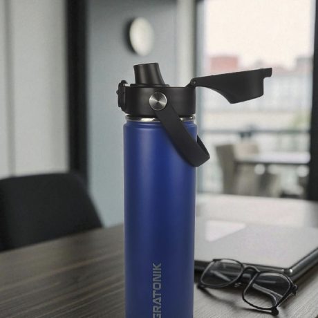 Blue 24oz / 700ml (flip up lid)