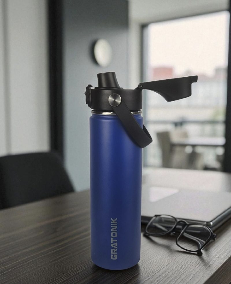 Blue 24oz / 700ml (flip up lid)