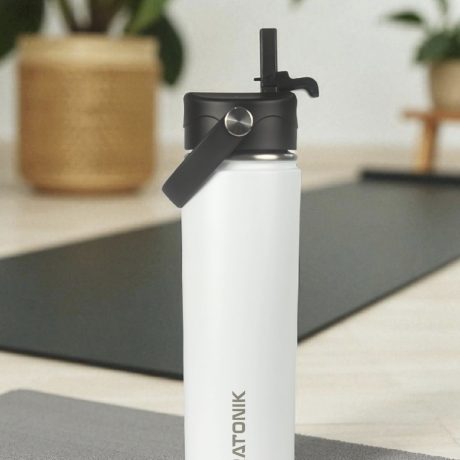 White 24oz/700ml (straw lid)
